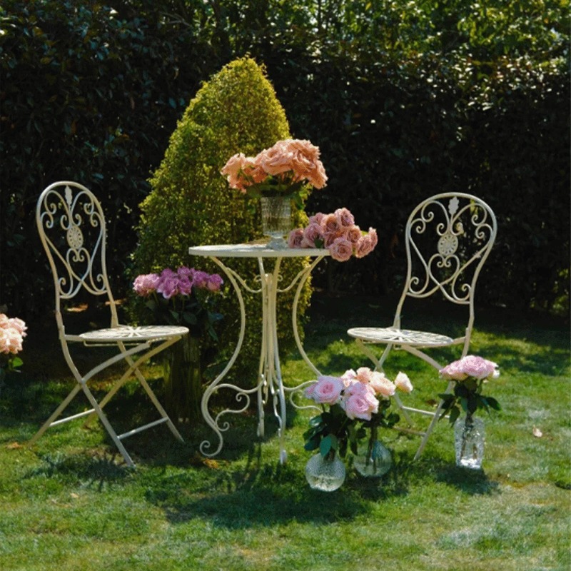 French Vintage Iron Table and  - огляд і ціна Outdoor Furniture For Cafe